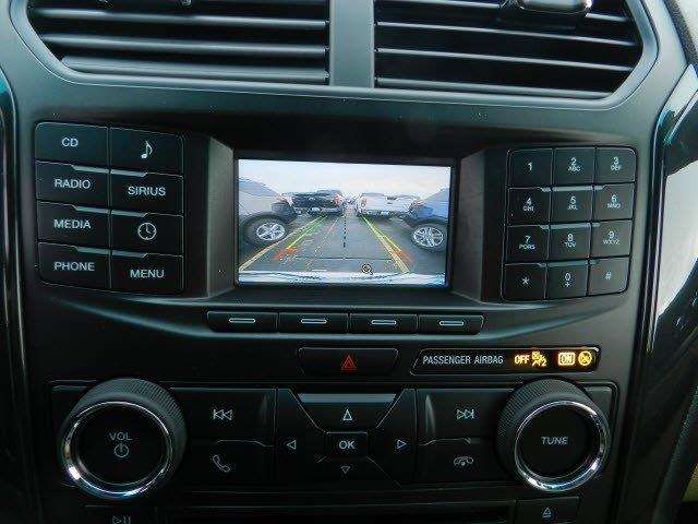 Ford Explorer 2016 photo 14